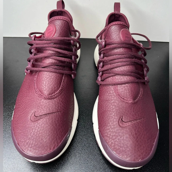 NIKE Air Presto Premium Night Maroon EUC DEADSTOCK - Picture 3 of 5